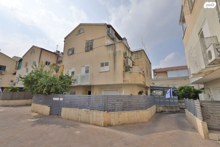 דופלקס, יהודה הלוי 24, מרכז העיר, קרית אתא