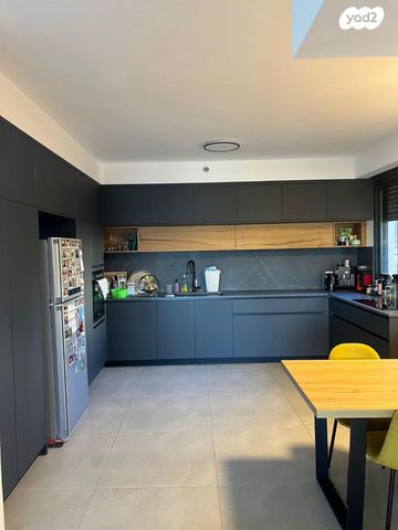 דירה, הנעורים 3, גן רש"ל, הרצליה