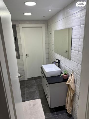 דירה, הרבי מלובאוויטש 26, השחר, דימונה