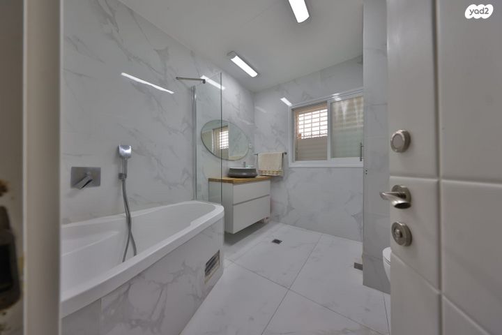 דופלקס, יהודה הלוי 24, מרכז העיר, קרית אתא