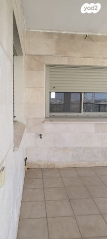 דירה, גולן 60, גבעת טל, אלפי מנשה