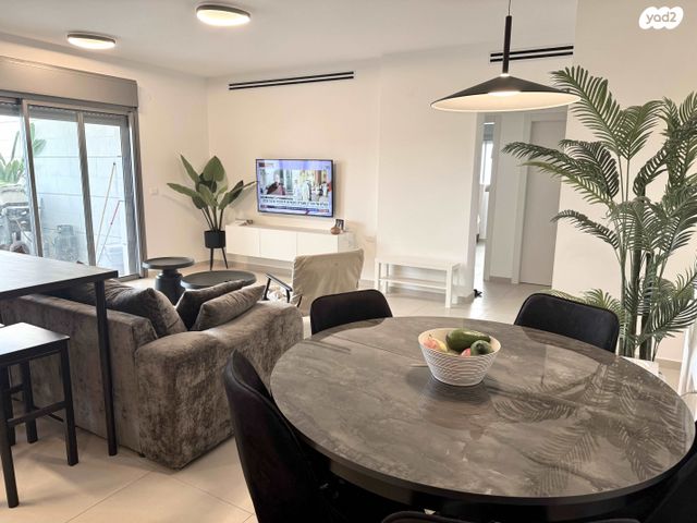 דירה, נאוה סמל 6, צומת סביון, קרית אונו