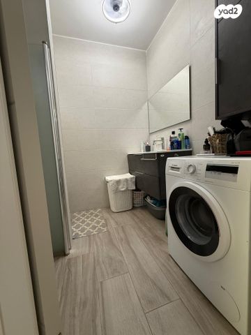 דירה, כצנלסון 84, לב העיר, בת ים