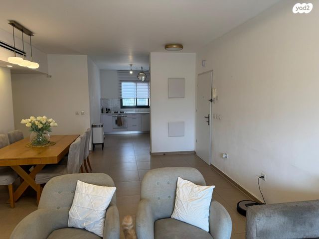 דירה, רבקה אמנו 21, כרמי גת, קרית גת