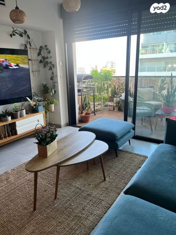 דירה, הנעורים 3, גן רש"ל, הרצליה