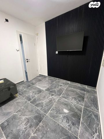 דירה, אפרים צור 48, שקמים ואגמים, אשקלון