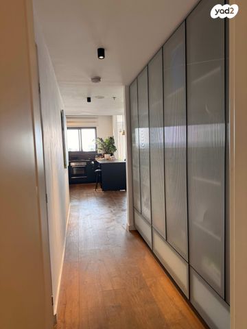 דירה, יונה ואליעזר נלקין 6, כפר סבא הירוקה, כפר סבא