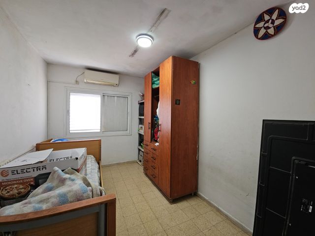 דירה, יהושע בן נון 41, צה"ל, ראש העין