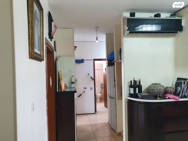 דירה, הרב יעקב לנדא 8, הפועל המזרחי ג', שיכון ג', בני ברק