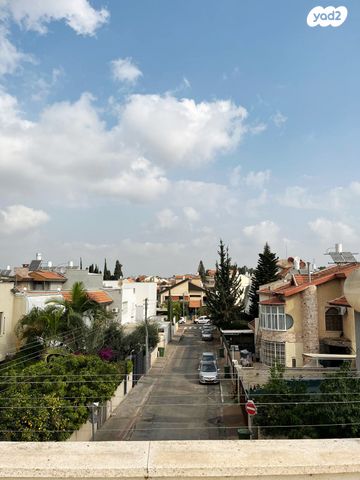 בית פרטי/ קוטג', בני משה 18, רסקו ב', חולון