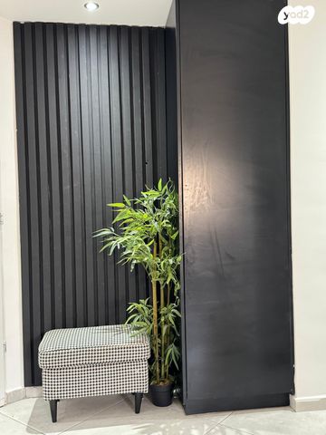 דירה, הרבי מלובאוויטש 26, השחר, דימונה