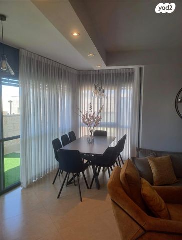 דירה, רינה ניקובה 1, פסגת זאב, ירושלים