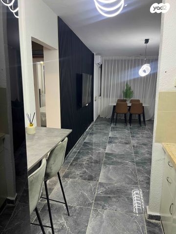 דירה, אפרים צור 48, שקמים ואגמים, אשקלון