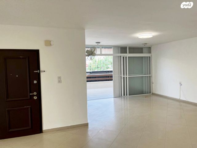 בית פרטי/ קוטג', בני משה 18, רסקו ב', חולון