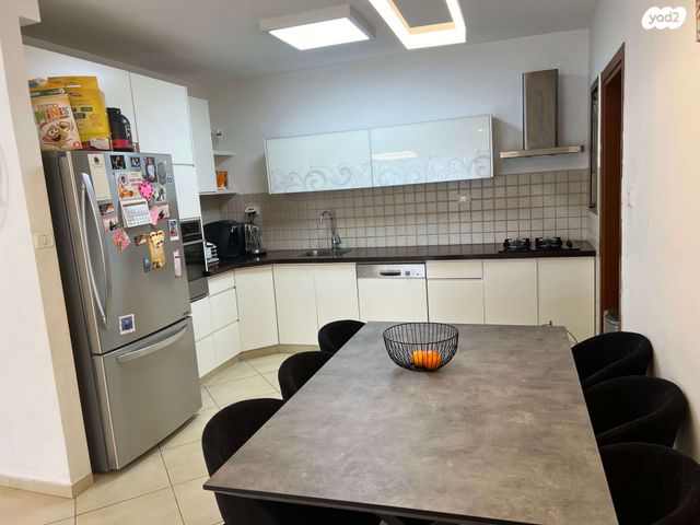 דירה, הציונות 44, רובע הקריה, הסיטי, אשדוד