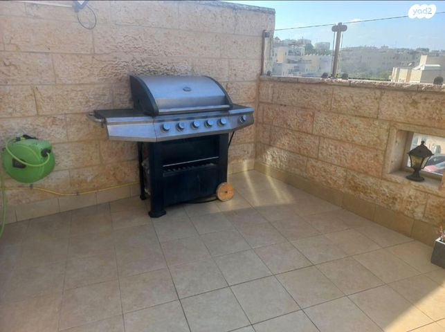 דירה, רינה ניקובה 1, פסגת זאב, ירושלים