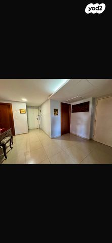 דירה, זאב גלר 3, מרכז, כפר סבא