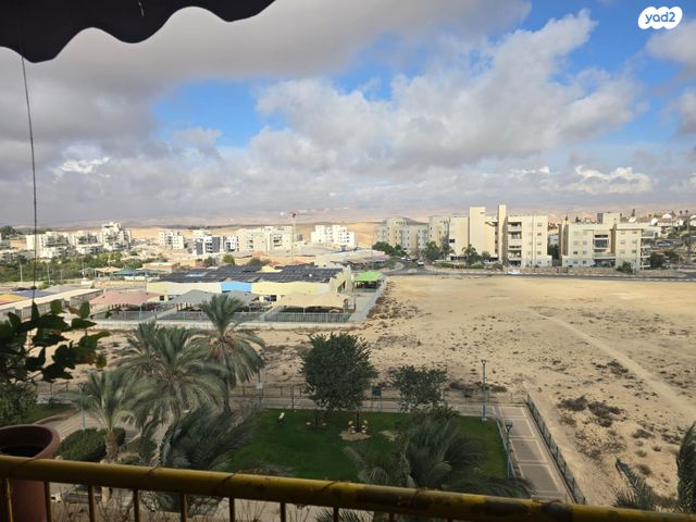 דירה, דוד המלך 11, יהושפט, ערד