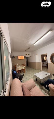 דירה, טרומפלדור 1, בית דגן, בית דגן