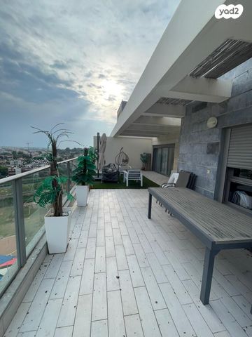 גג/ פנטהאוז, אהוד מנור 4, יפה נוף, כפר יונה