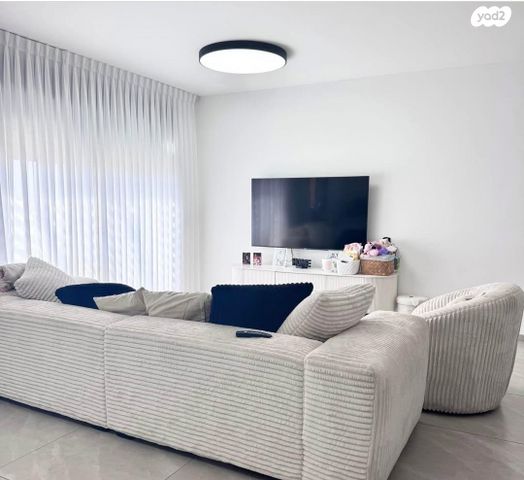 דירה, דרך הים 1, עיר היין, אשקלון