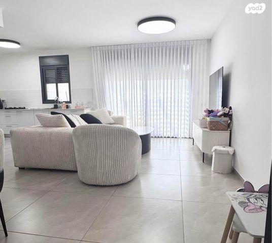 דירה, דרך הים 1, עיר היין, אשקלון