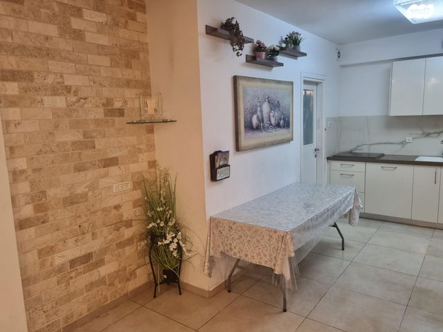 דירה, רבינא 10, דובב מישרים / רמת בית שמש ד-1, בית שמש