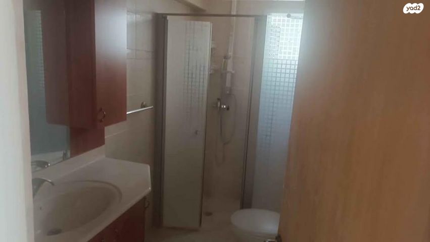 דירת גן, דן 14, שיכון ה', קרית שמונה