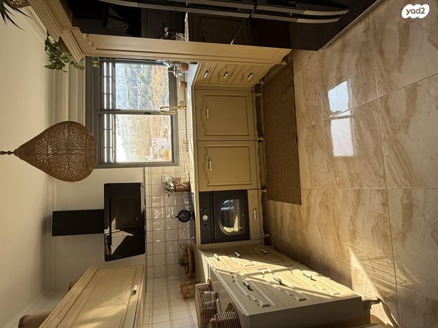 דירה, מורן 14, שיכון עובדים, טבריה