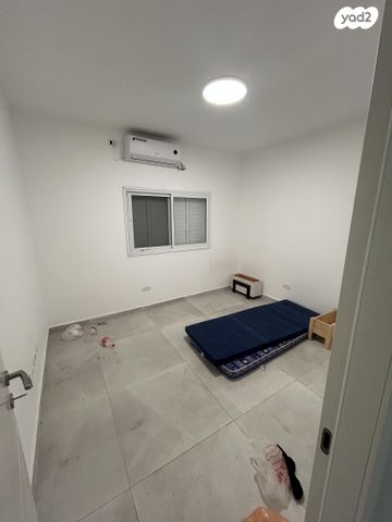 בית פרטי/ קוטג', דיקלה 26, ההסתדרות, אור יהודה