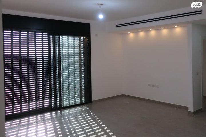 הרב שלום שבזי 233