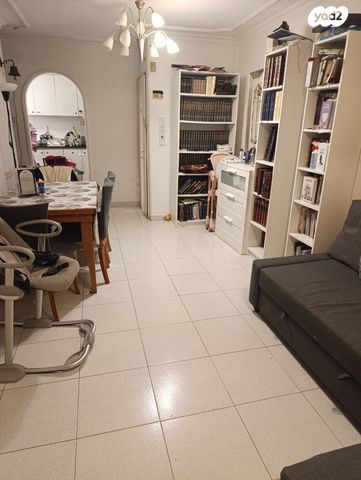 דירה, הרב פוברסקי 30, רמת אהרון, בני ברק