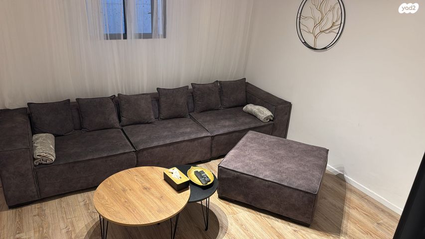 מרתף/ פרטר, ד"ר חיים בן עמר 3, פרדס הגדוד, נתניה