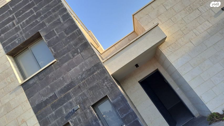 בית פרטי/ קוטג', ספיר 37, שאר העיר, אריאל