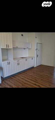 דירה, הס 13, הדר עליון, חיפה