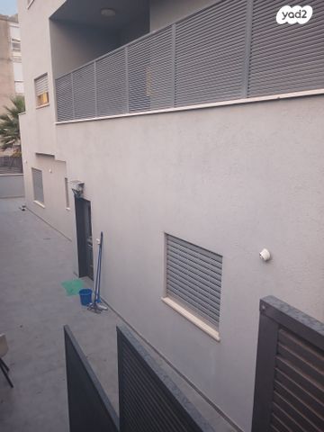 דירת גן, ירושלים 1, גבעת אוסישקין, נהריה