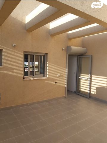 דירה, דב גור 33, רובע ו', אשדוד