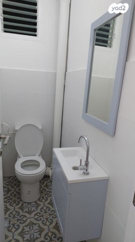 קרן היסוד 32