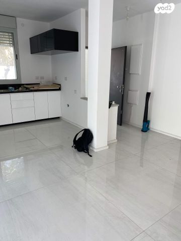 דירה, עיר שמש 1, גני צהלה, רמות צהלה, תל אביב יפו