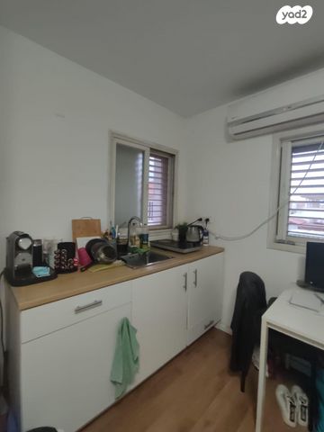 יחידת דיור, השלום 2, יצחק, חדרה