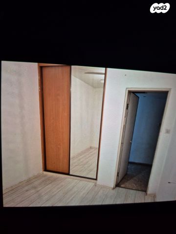 דירה, החולה 17, נווה יהושע, ערמונים, רמת גן