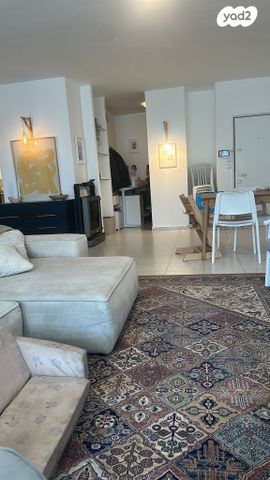 דירה, מרדכי 11, הדר, רמת השרון