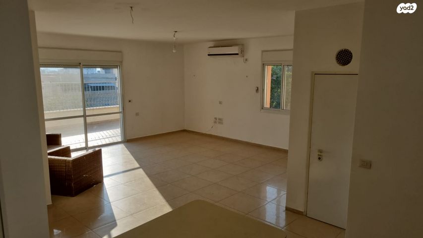 גג/ פנטהאוז, שדרות בורוכוב 45, מרכז העיר, קרית אתא