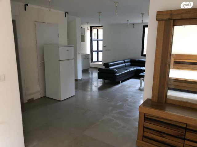 יחידת דיור, המחתרת 5, הנוטר, אבן יהודה