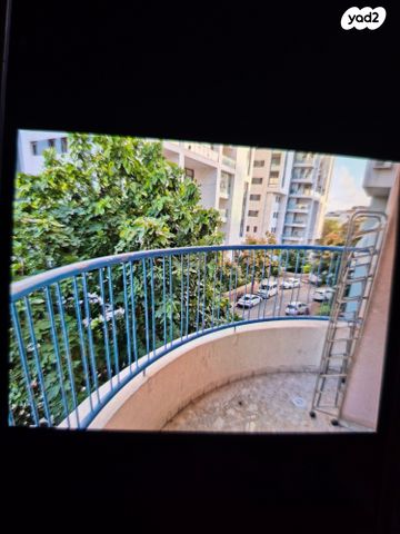 דירה, החולה 17, נווה יהושע, ערמונים, רמת גן