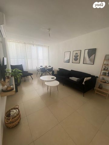 שמואל שרירא 16