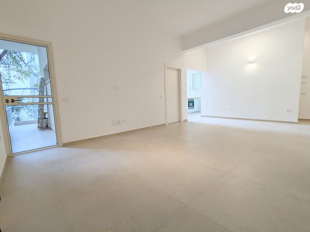 דירה, סמטת בית השואבה 12, לב תל אביב, לב העיר צפון, תל אביב יפו