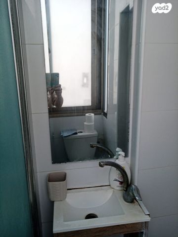 דירה, תפארת בנים 3, מרכז העיר דרום, נתניה