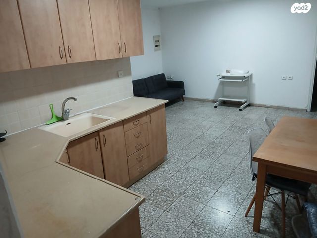 שאול טשרניחובסקי 1