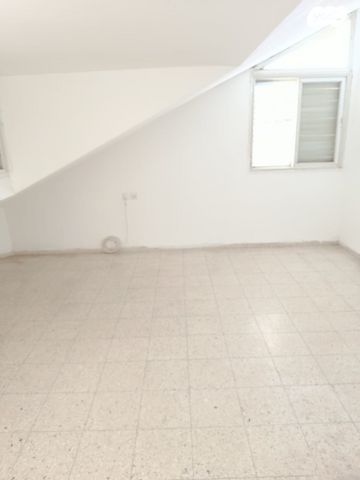 דופלקס, חומה ומגדל 10, קרית חיים מזרחית, חיפה